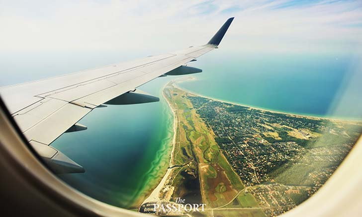 ม่านหน้าต่างนั้นสำคัญไฉน ? ทำไมต้องเปิดหน้าต่างก่อนเครื่องบินขึ้นและลง?